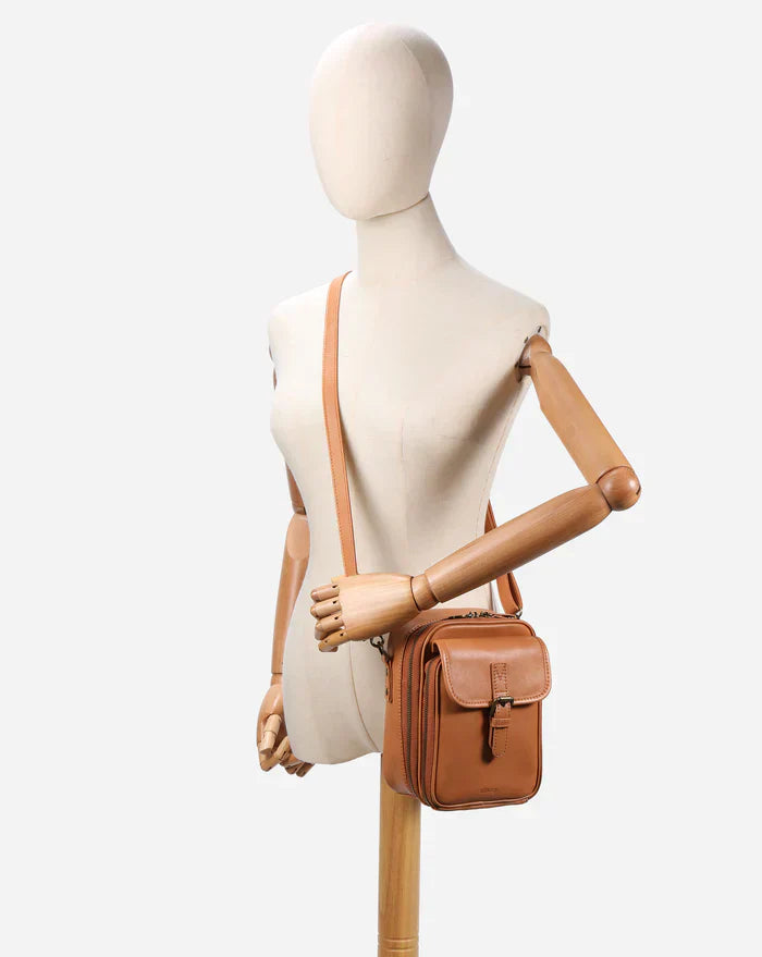 Urvashi | Crossbody Leather Bag