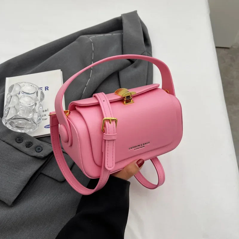 Shoulder Bag Women's Versatile Retro Crossbody Square Bags New Large Capacity Textured Leather Flap Handbags