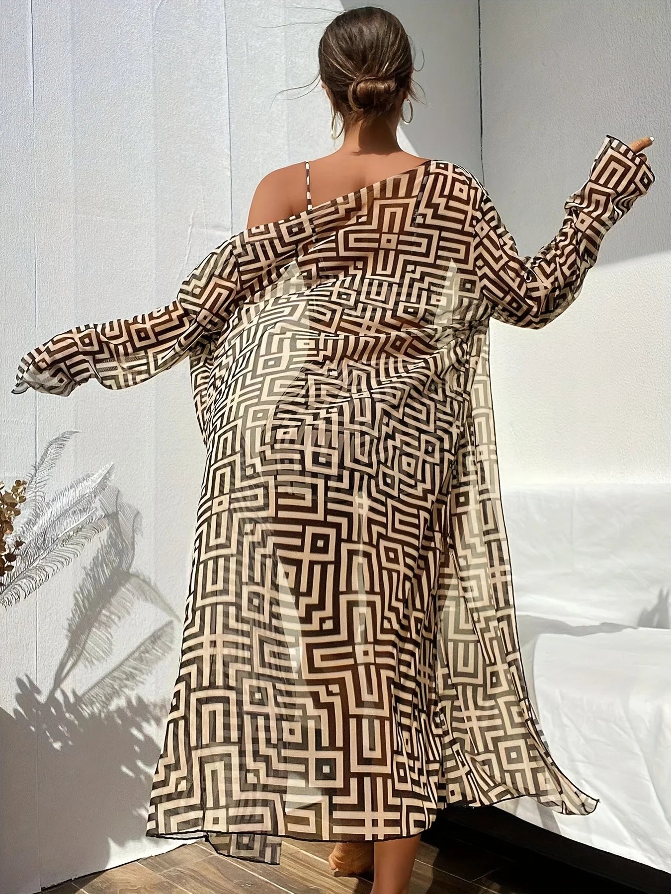 Chic Three-Piece Swimsuit Set Geometric Print, Long Sleeve Beach Cover-Up, Bikini Set for Swimming, Beachwear Swimwear Women