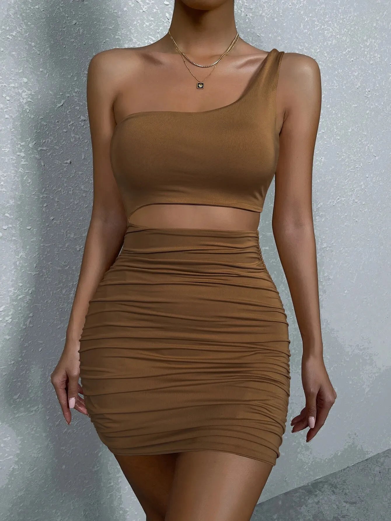 Sexy One Shoulde Backless Bodycon Mini Dress Women's Waist Hollow Out Tight Pleated Wrapping Skirt New Style
