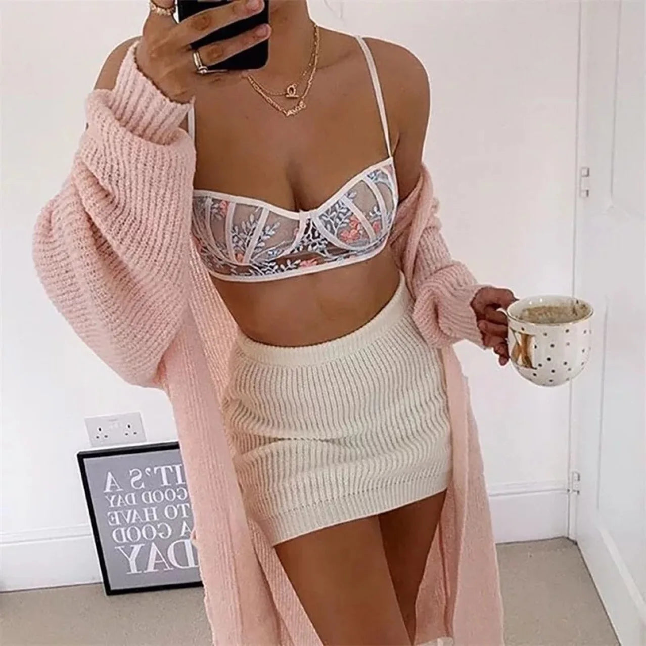 New Lingerie Set Temptation Perspective Lace Embroidery Underwear Bra Sets with Steel Ring Push Up Triangle Panties Outfits