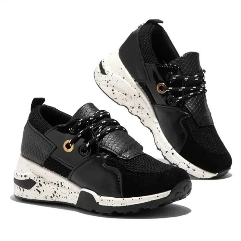 Fashion Women Sneakers New Outdoor Running Shoes for Women Mesh Breathable Casual Platform Sneakers Comfort Lace Up Tenis Shoes