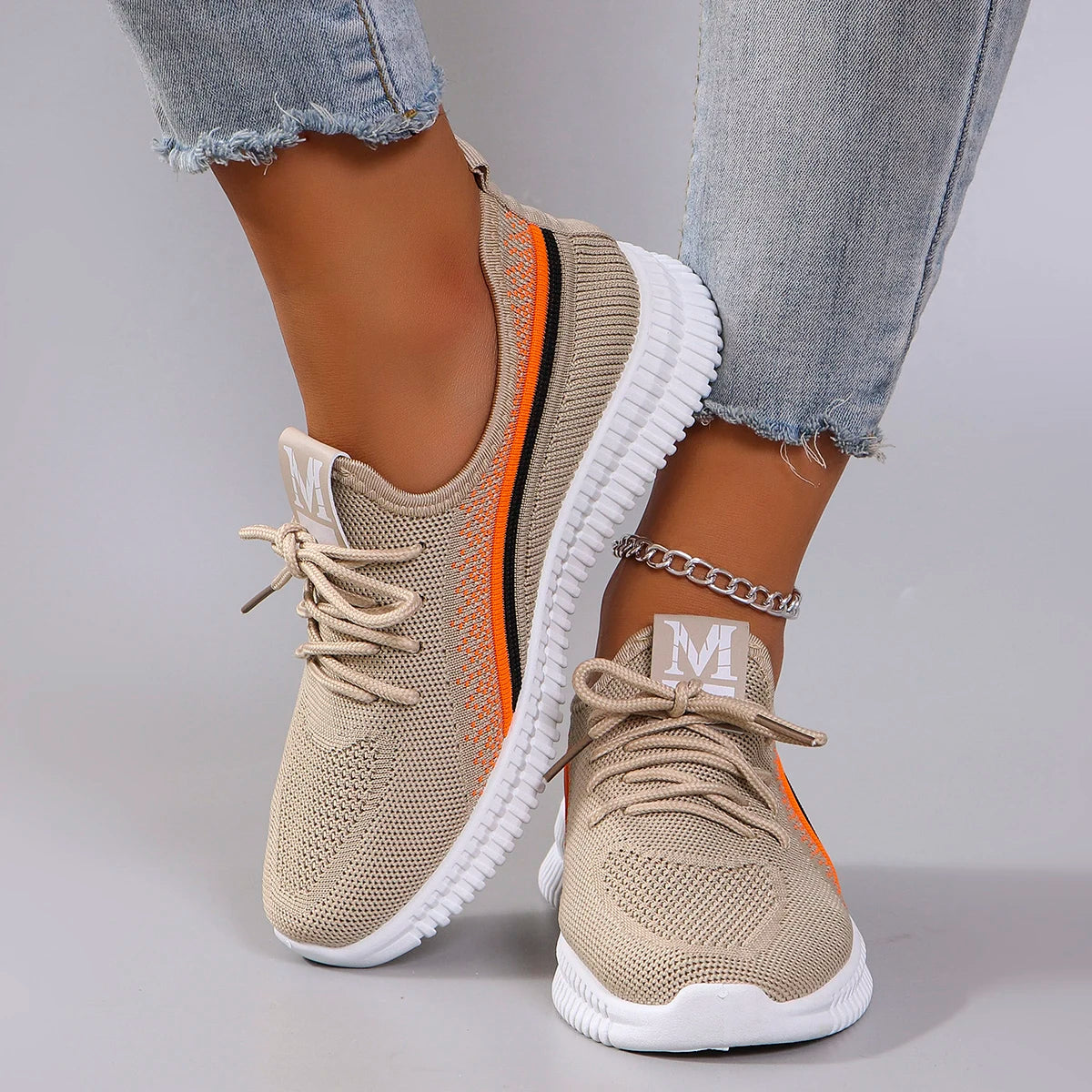 Spring New Women's Sports Shoes, Fashionable, Breathable, Lightweight, Non-slip, Wear-resistant, Casual Sports Shoes, Flat Shoes