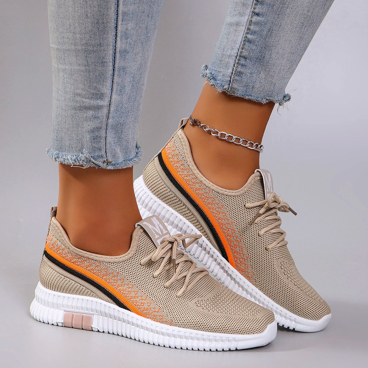Spring New Women's Sports Shoes, Fashionable, Breathable, Lightweight, Non-slip, Wear-resistant, Casual Sports Shoes, Flat Shoes