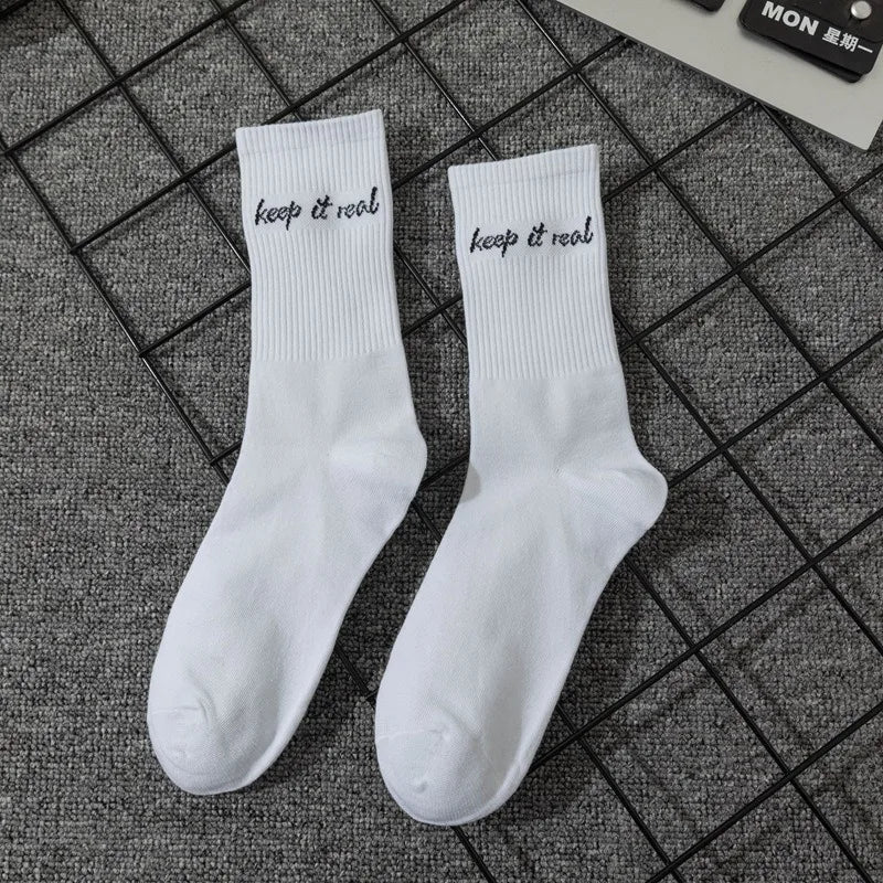 Simple European and American street letters white women's socks