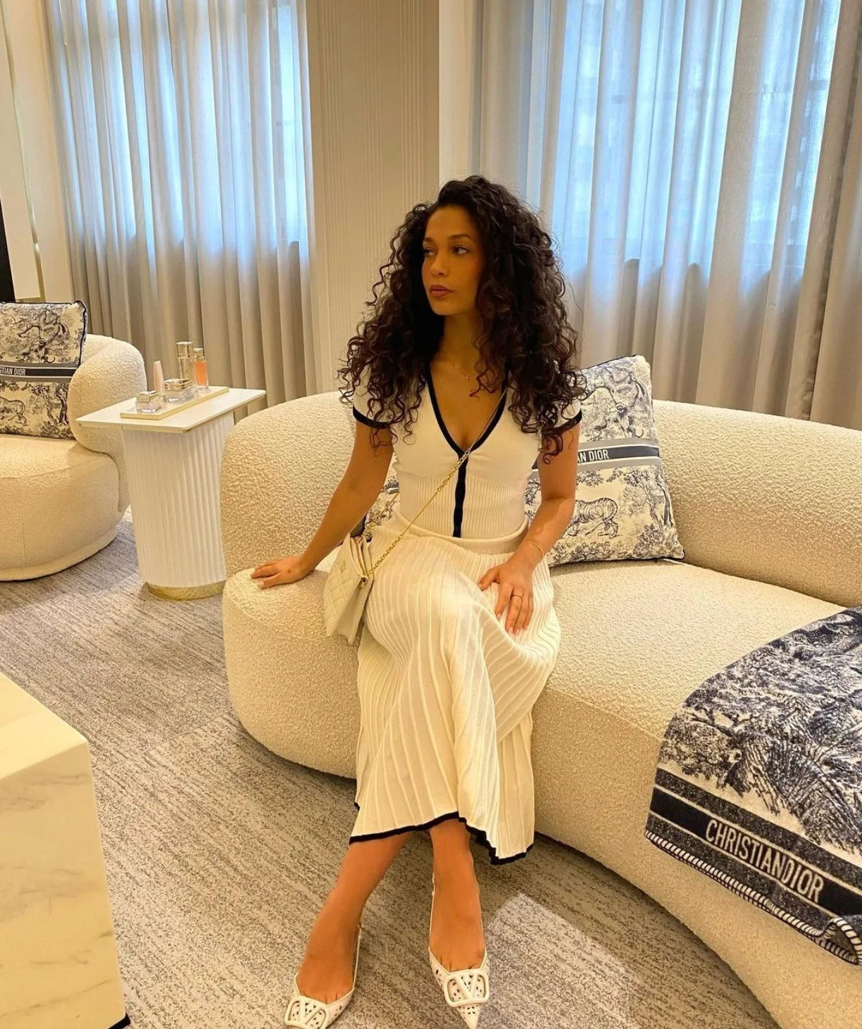 Summer Women White long Skirt Suit Short Sleeve V-neck crop top pleated set elegant dress 2 piece skirt set Plus Size S-3XL
