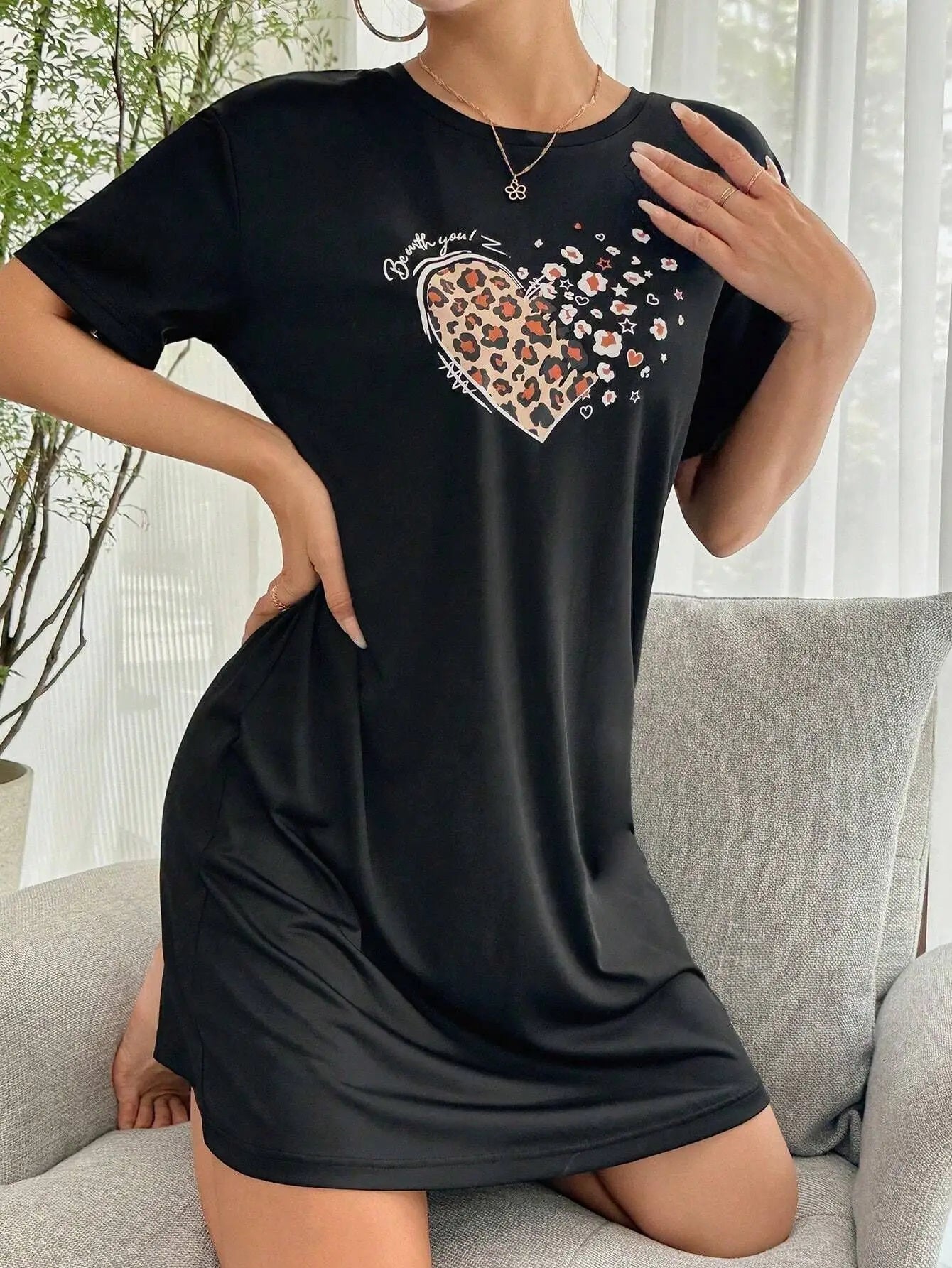 Women's Sexy Nightgown Love Print Short-sleeved Comfortable Pajamas Homewear