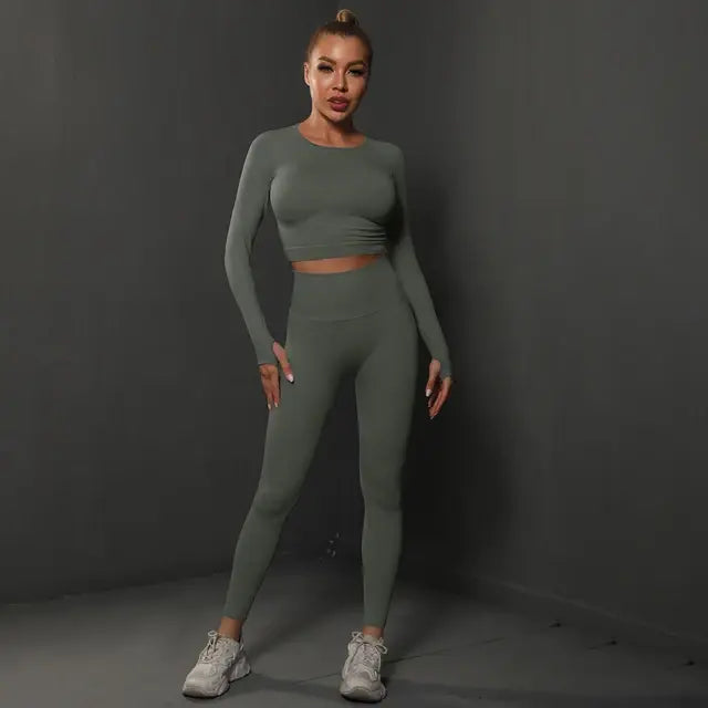 Seamless energy gym set for women.