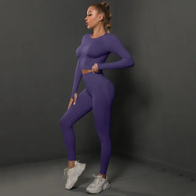 Seamless energy gym set for women.
