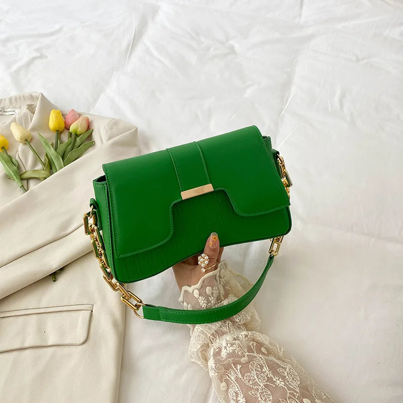 Fashion Acrylic Chain Shoulder Bag Ladies Handbags For Women Daily Used.
