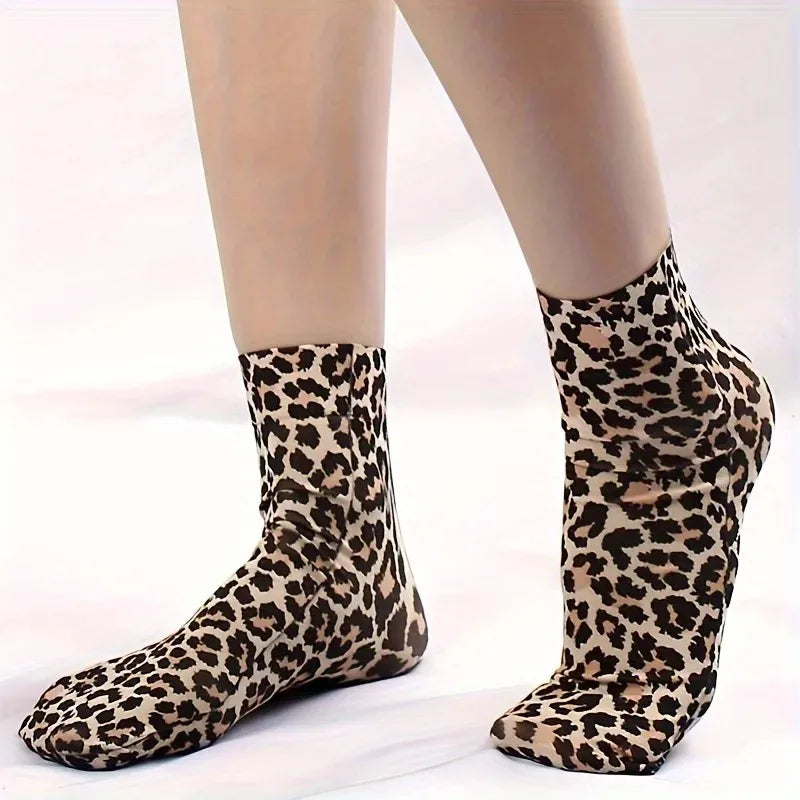 Chic Leopard Print Mesh Socks for Women - 1-Pack: Lightweight, Durable & Soft, Elevate Your Style & Comfort